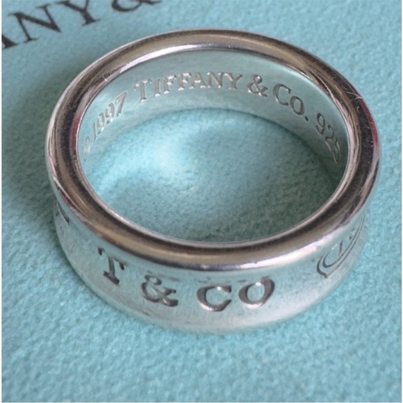 Tiffany & Co. 1837 Ring Band in Sterling Silver 925 Size 6 - Picture 5 of 5